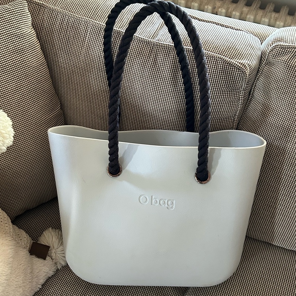 O bag Light Blue Tote with Black Rope Handles